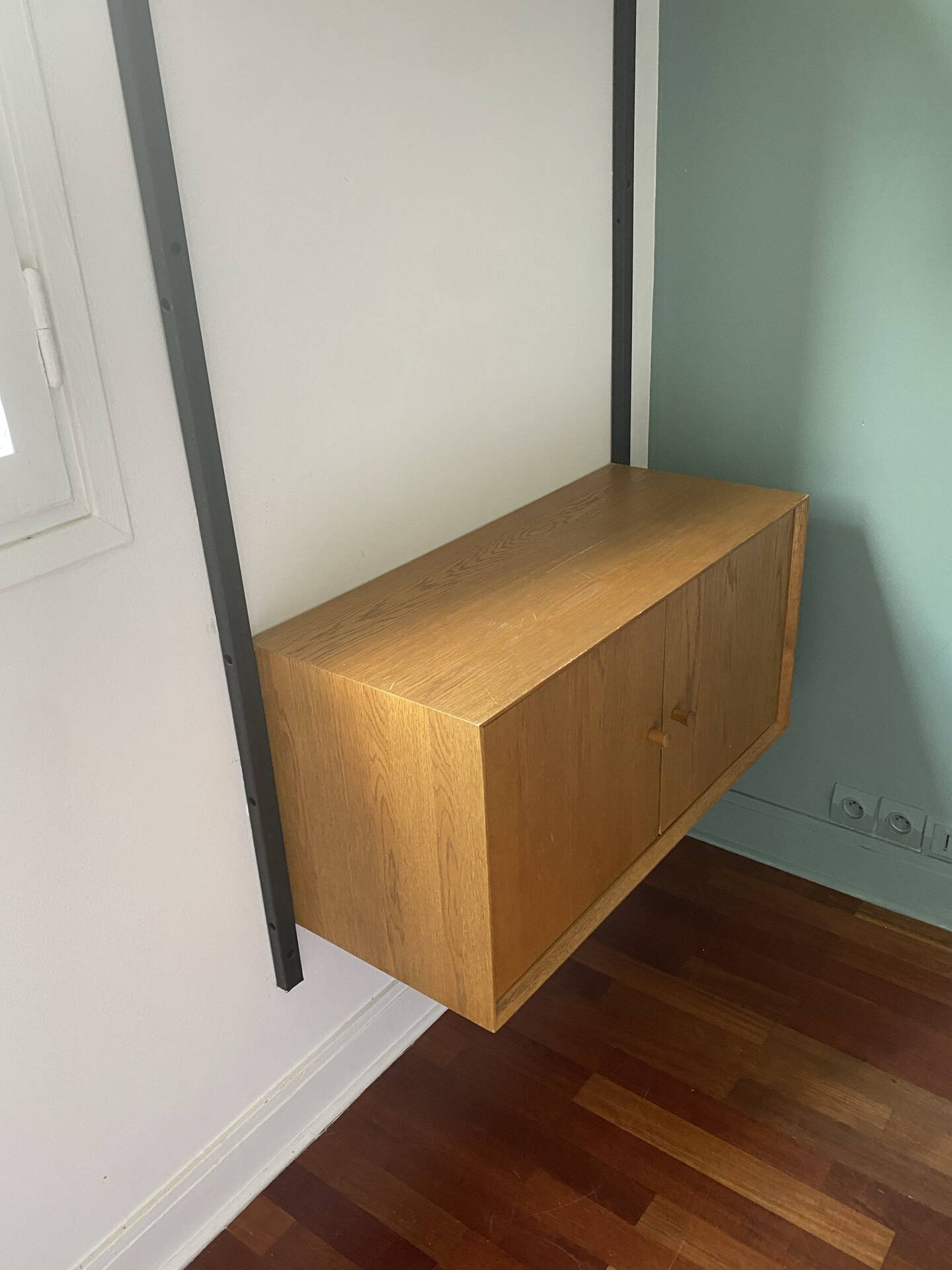 Wall shelf wood and metal