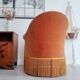 Fauteuil crapaud en velours doré