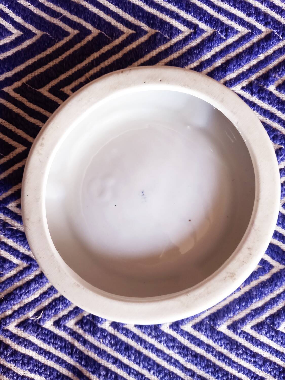 Chinese porcelain ashtray