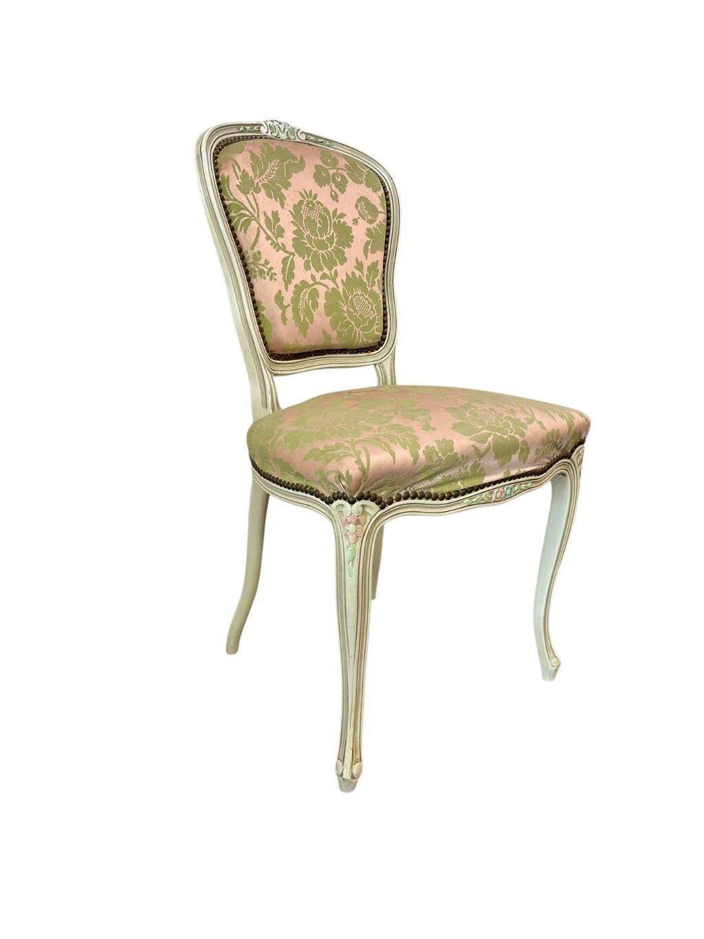 Chaise baroque vintage avec accent rose/vert