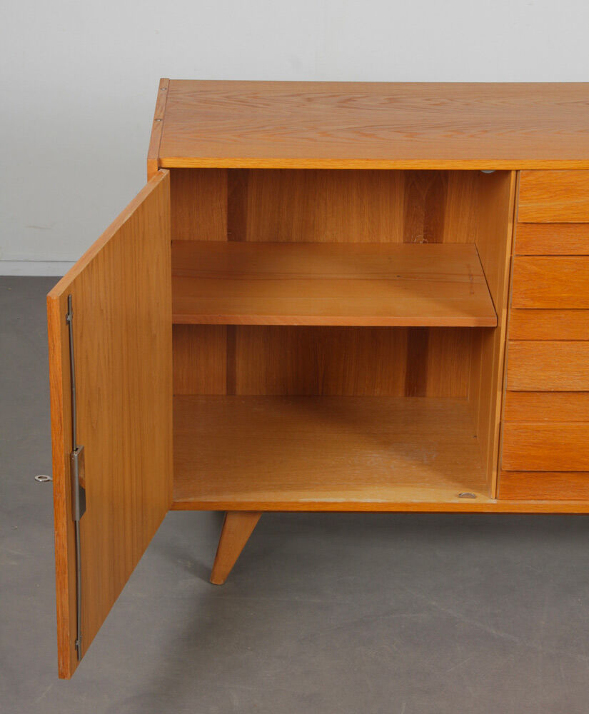 Commode en chêne par Jiri Jiroutek, modèle U-458, 1960