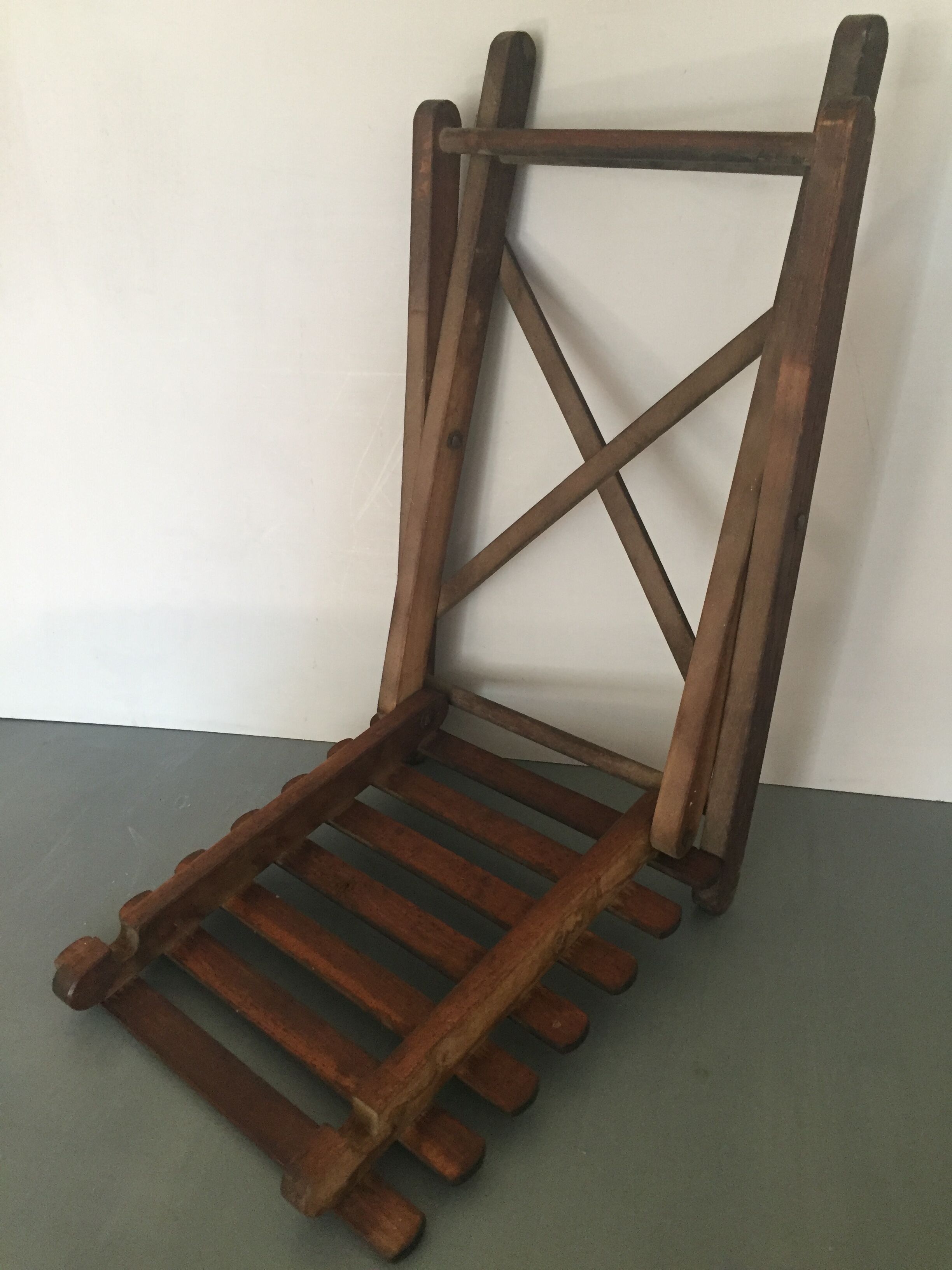 Folding stool