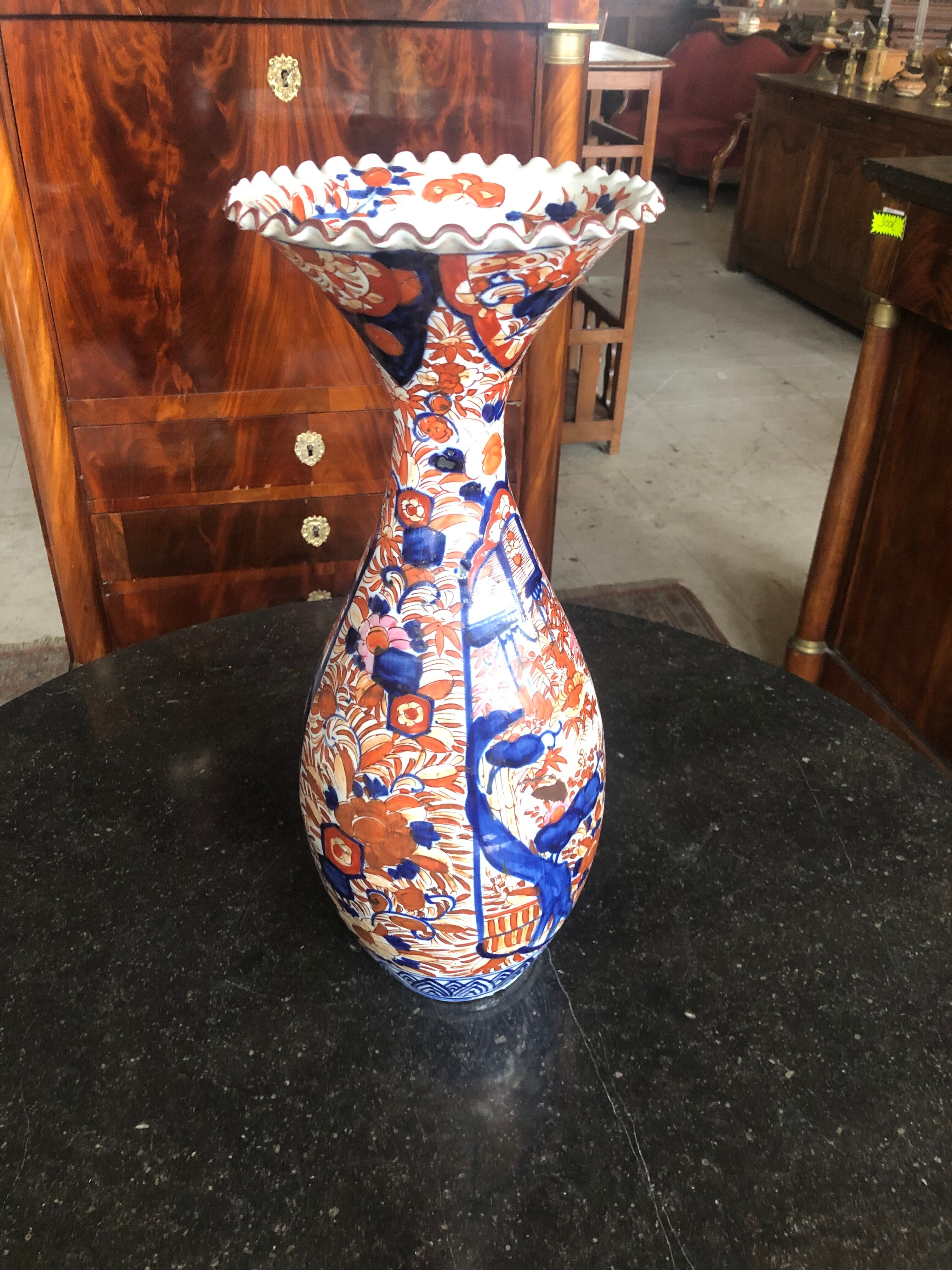 Large vase IMARI Japan 19th
