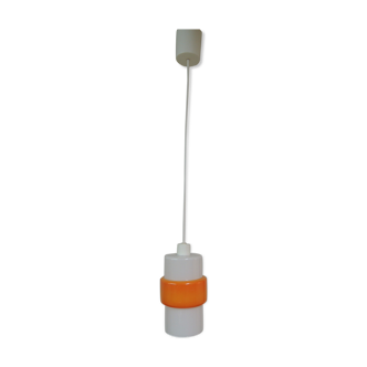 White and orange opaline suspension