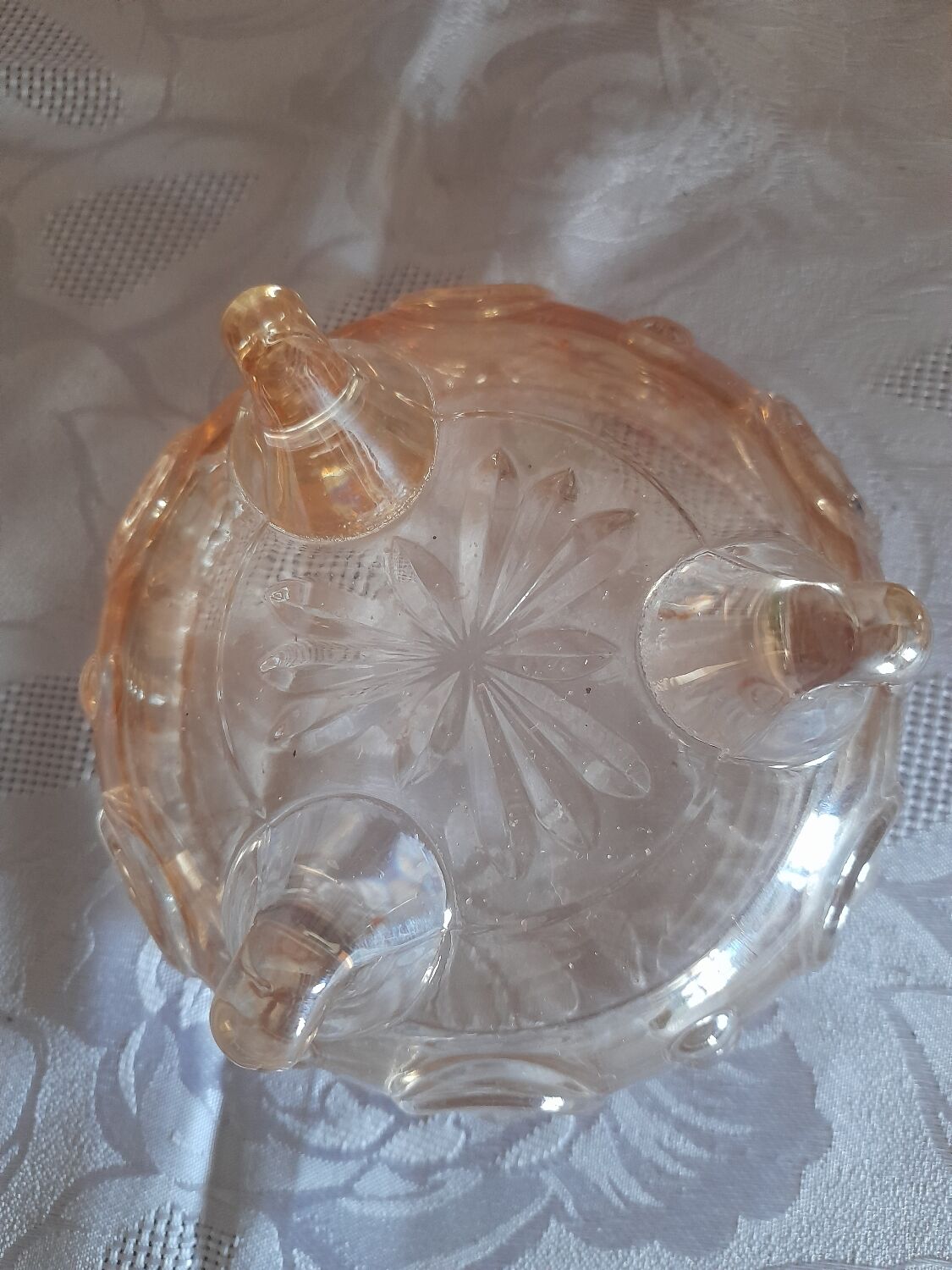 Pink glass bonbonnière or sugar bowl