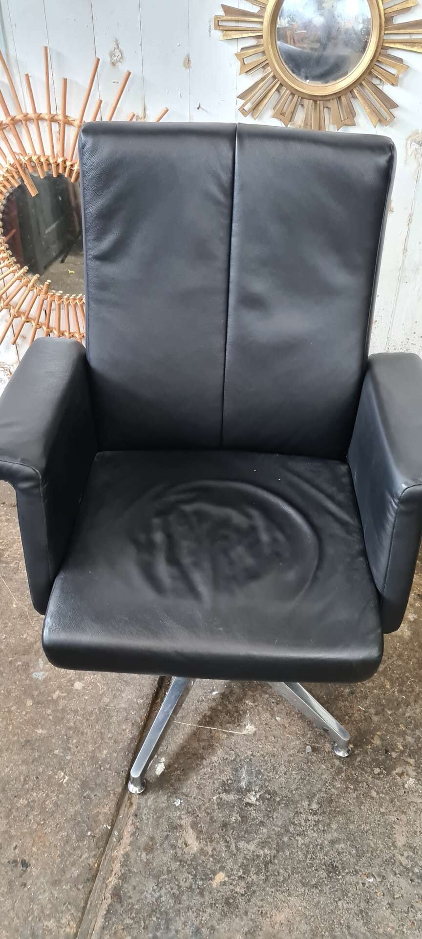 Pair of vintage armchairs