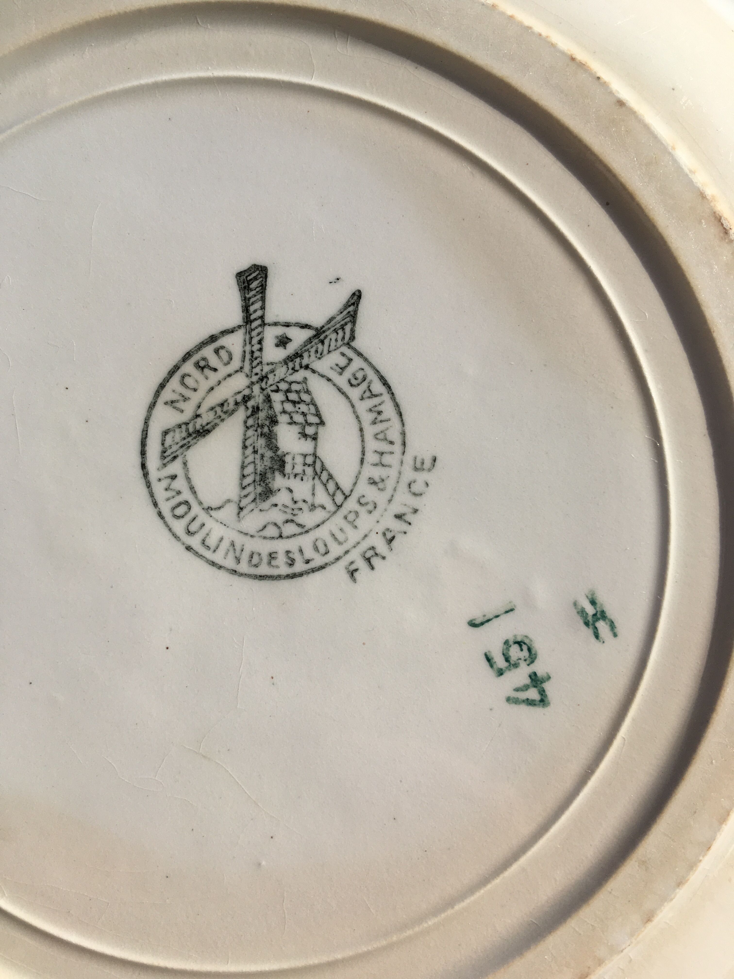 Lot of hollow plates earth of iron