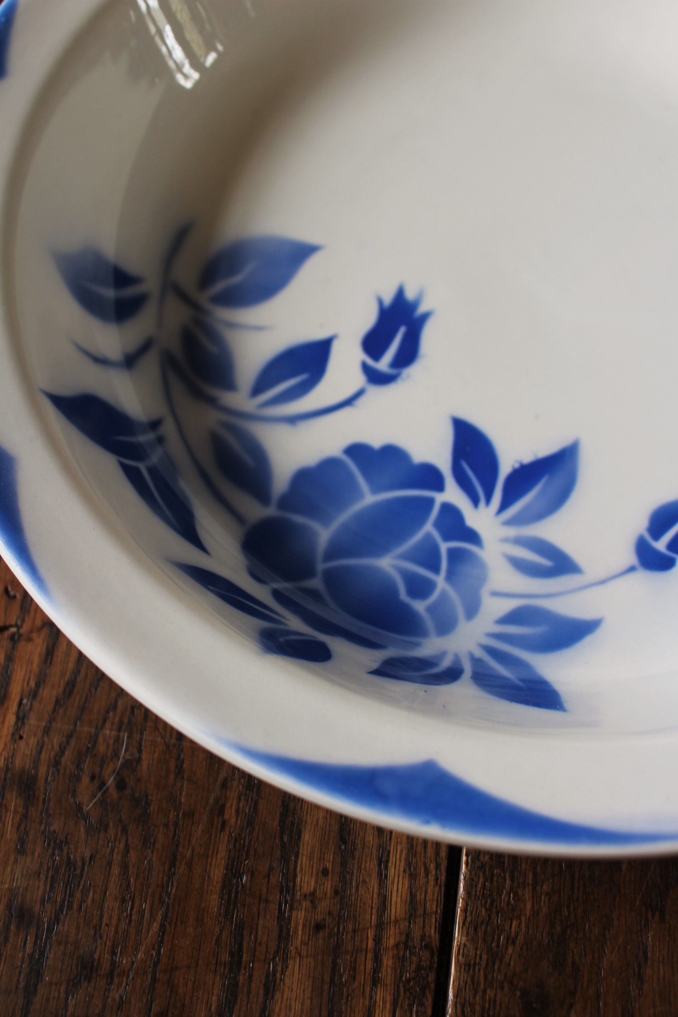 Hollow round dish corsica digoin sarreguemines blue art deco