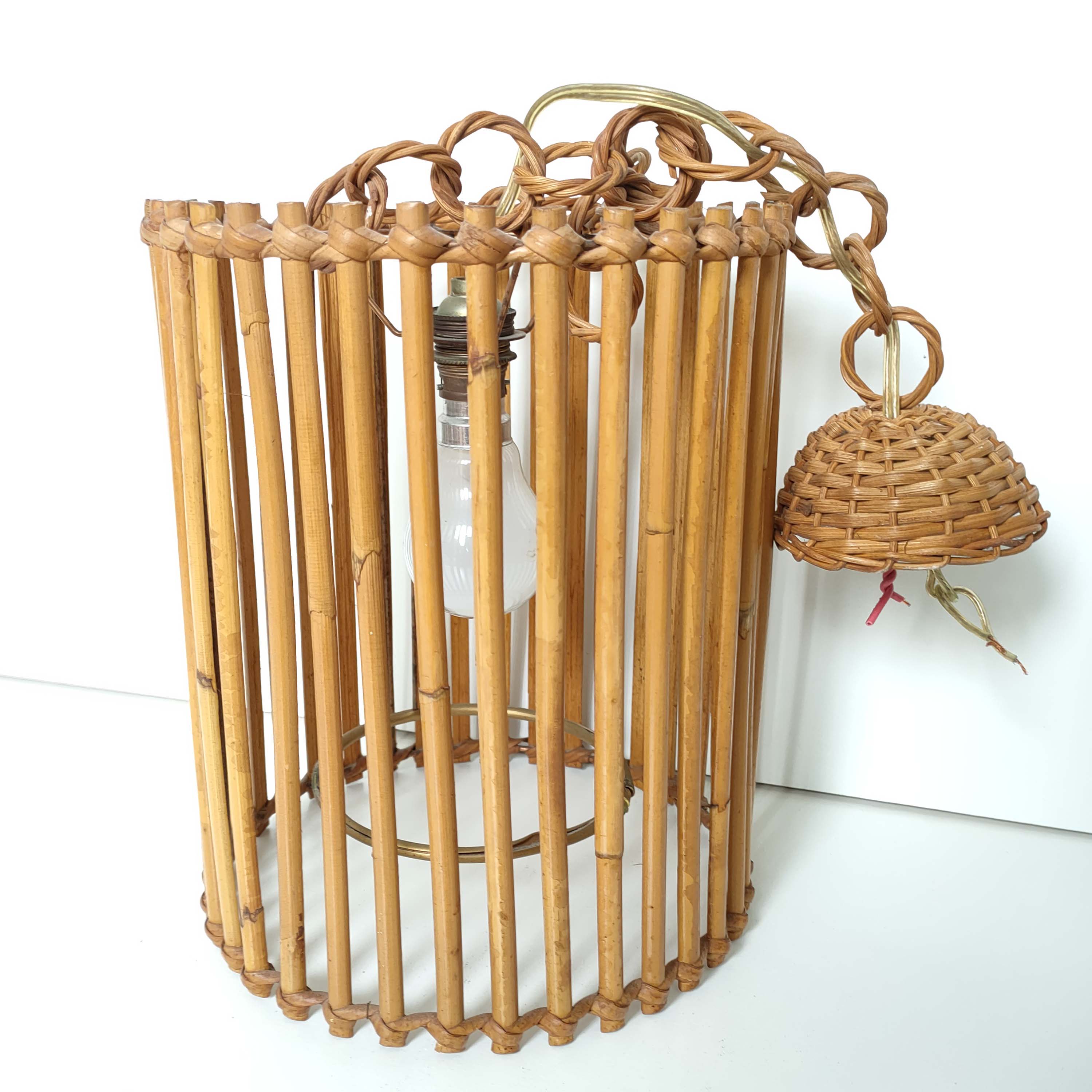 Rattan suspension