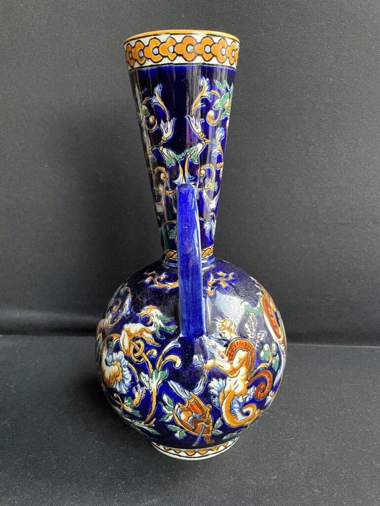 Vase with 2 handles earthenware gien decoration italian renaissance stamped