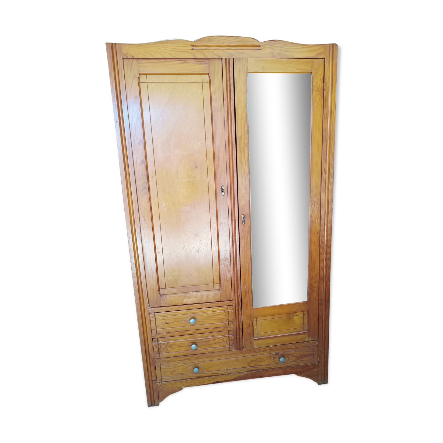 Vintage Parisian wardrobe