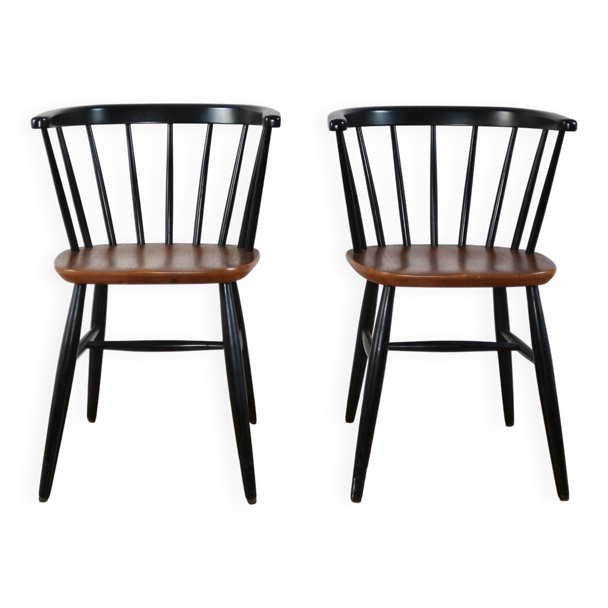 Paire de chaises scandinaves dans le goût de Tapiovaara, 1960