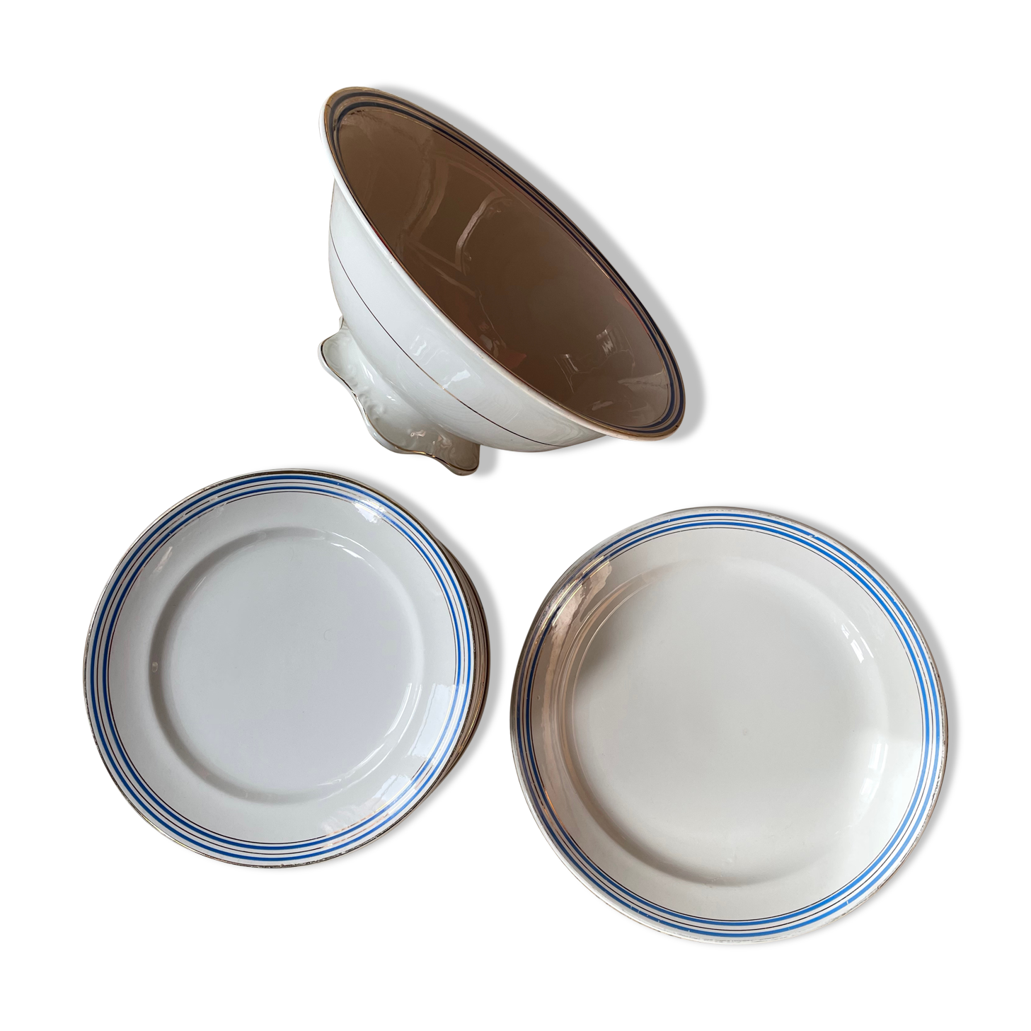 Onnaing's earthenware service