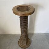 Old wooden press screw, round base