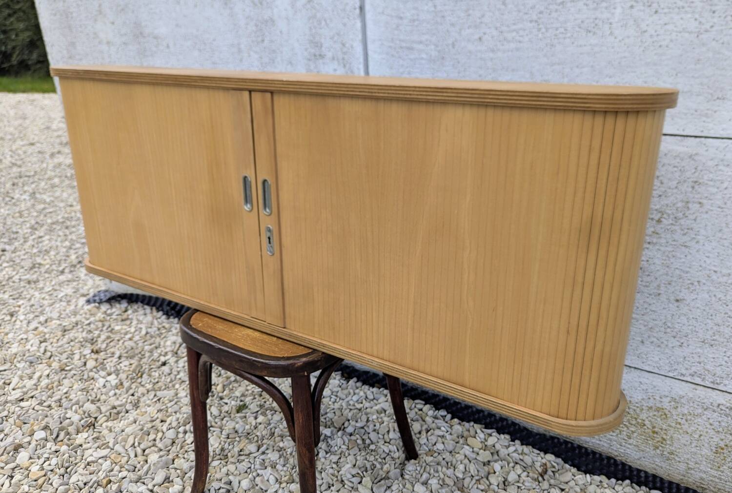 Curtained Furniture Carpenter Shelf Library Curiosity