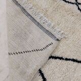 Handmade moroccan berber rug251 x 143 cm