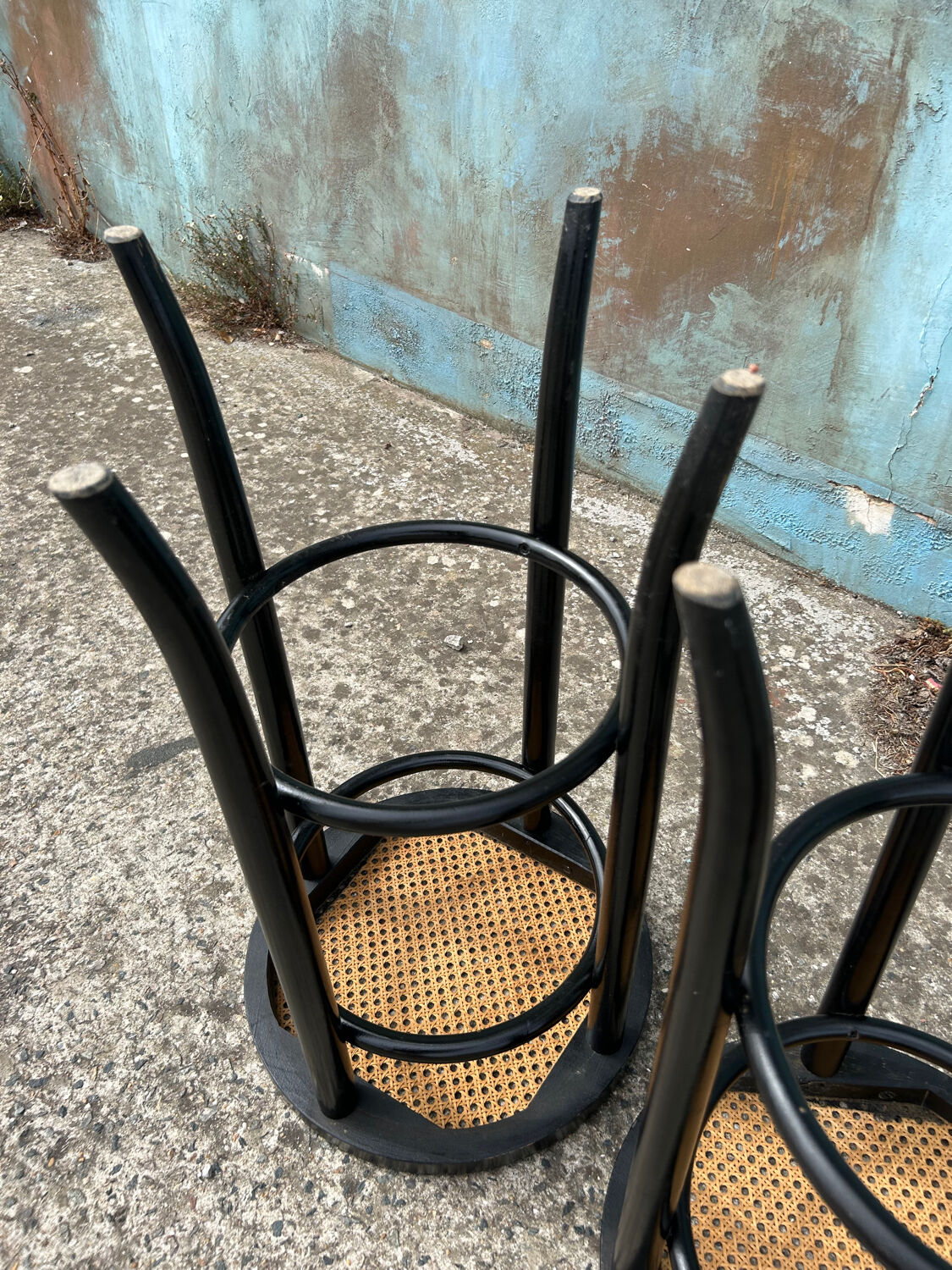 High rattan bar stools