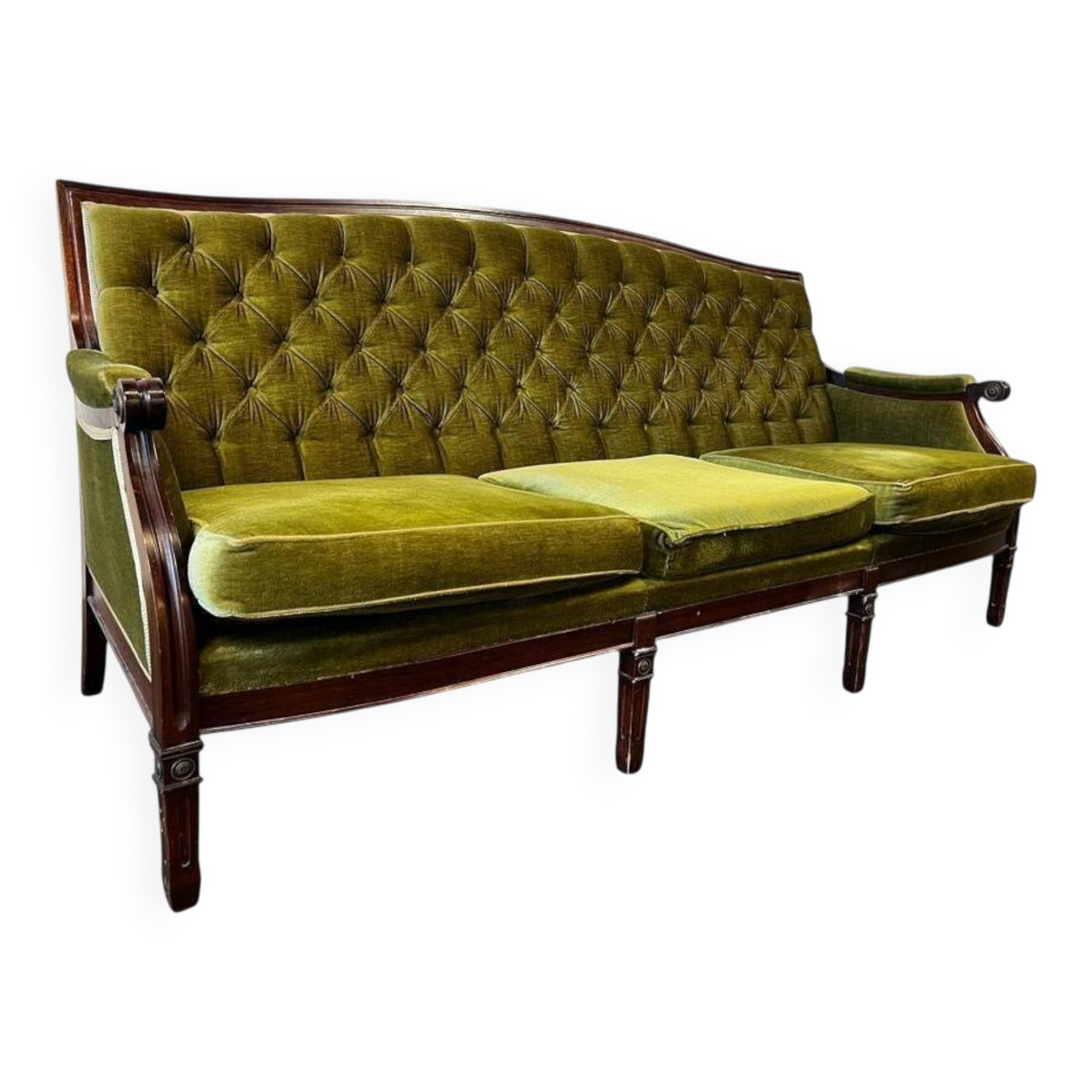 Canapé vintage vert mousse / chesterfield / canapé