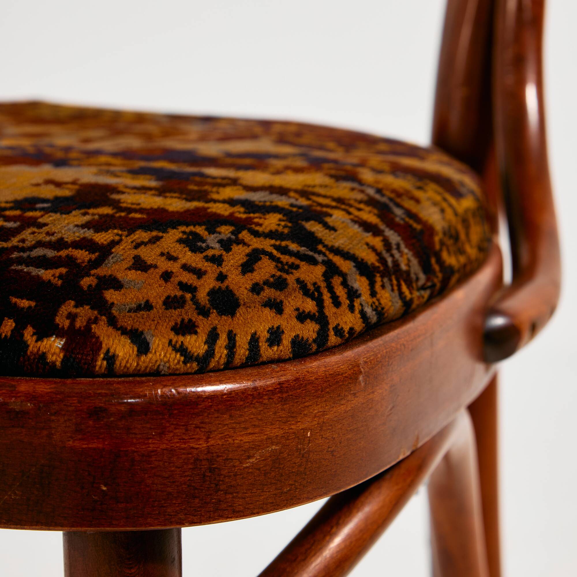 MK11364 Fauteuil en hêtre