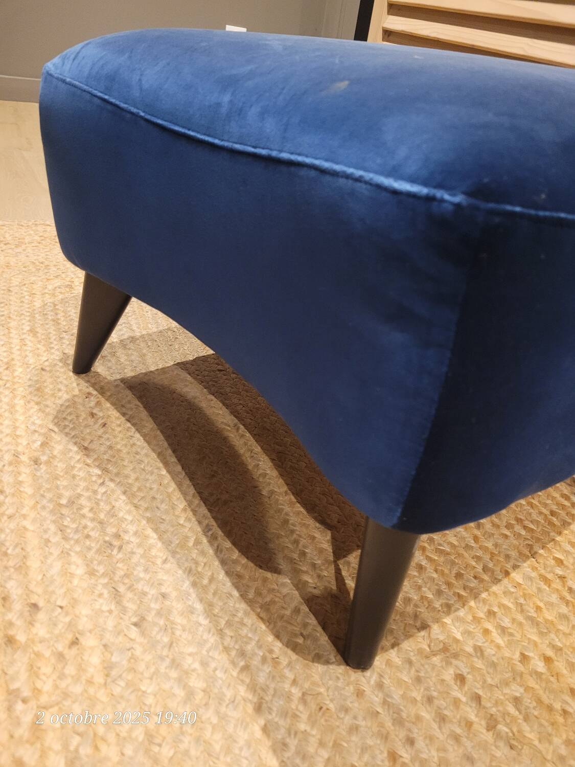 Tabouret d appoint en velours bleu