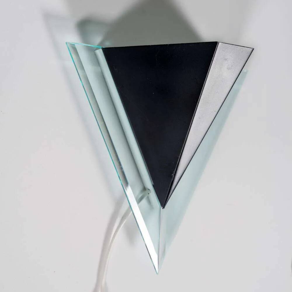 Minimalist 80s wall lamp, postmodern light fixture.