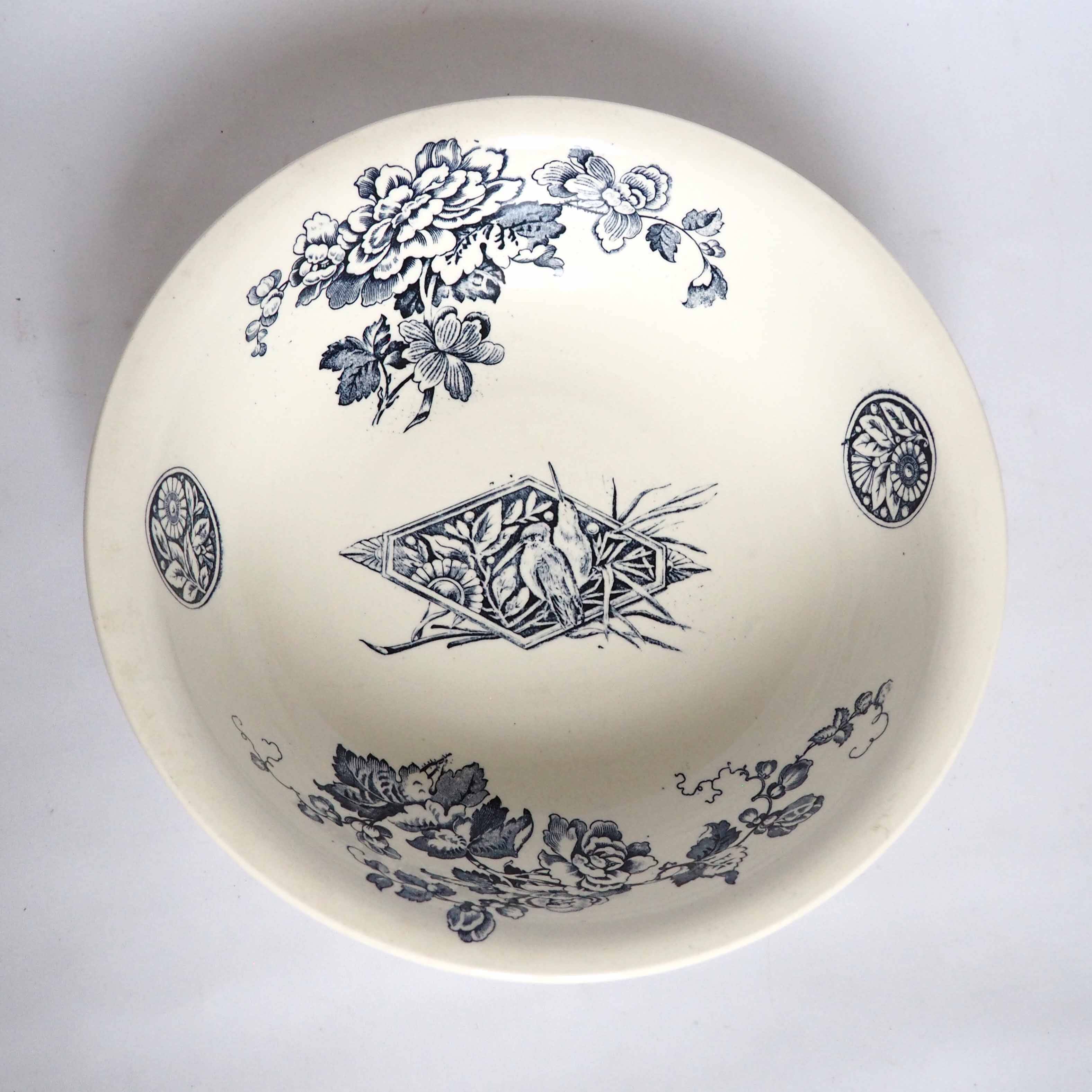 Large Albion Iron Earth Dish