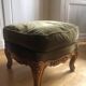 Paire de fauteuil bergère avec repose pied