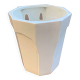 Cache-pot mural en porcelaine blanche