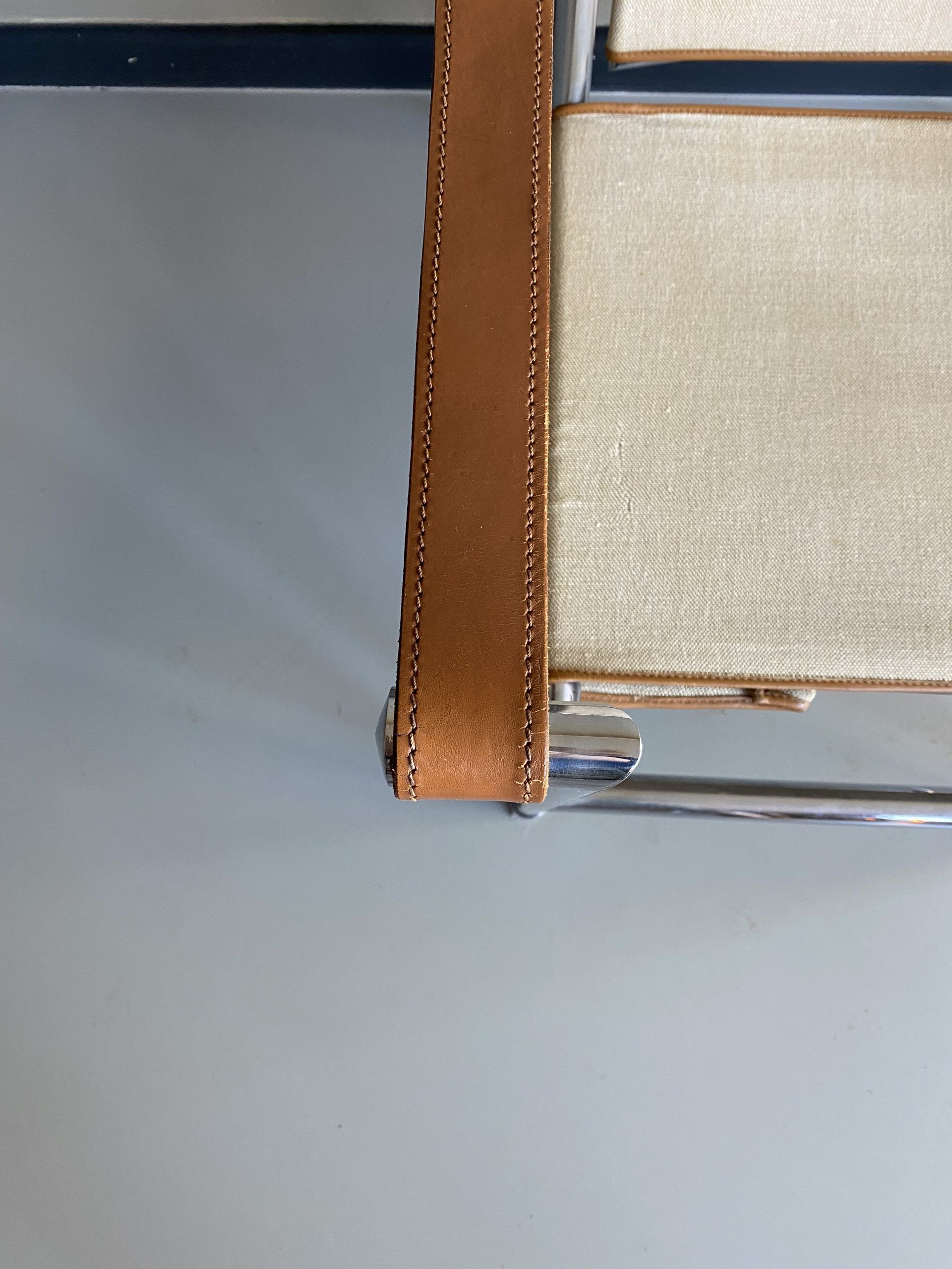 LC-1 Le Corbusier Chair