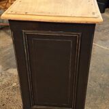 Antique counter