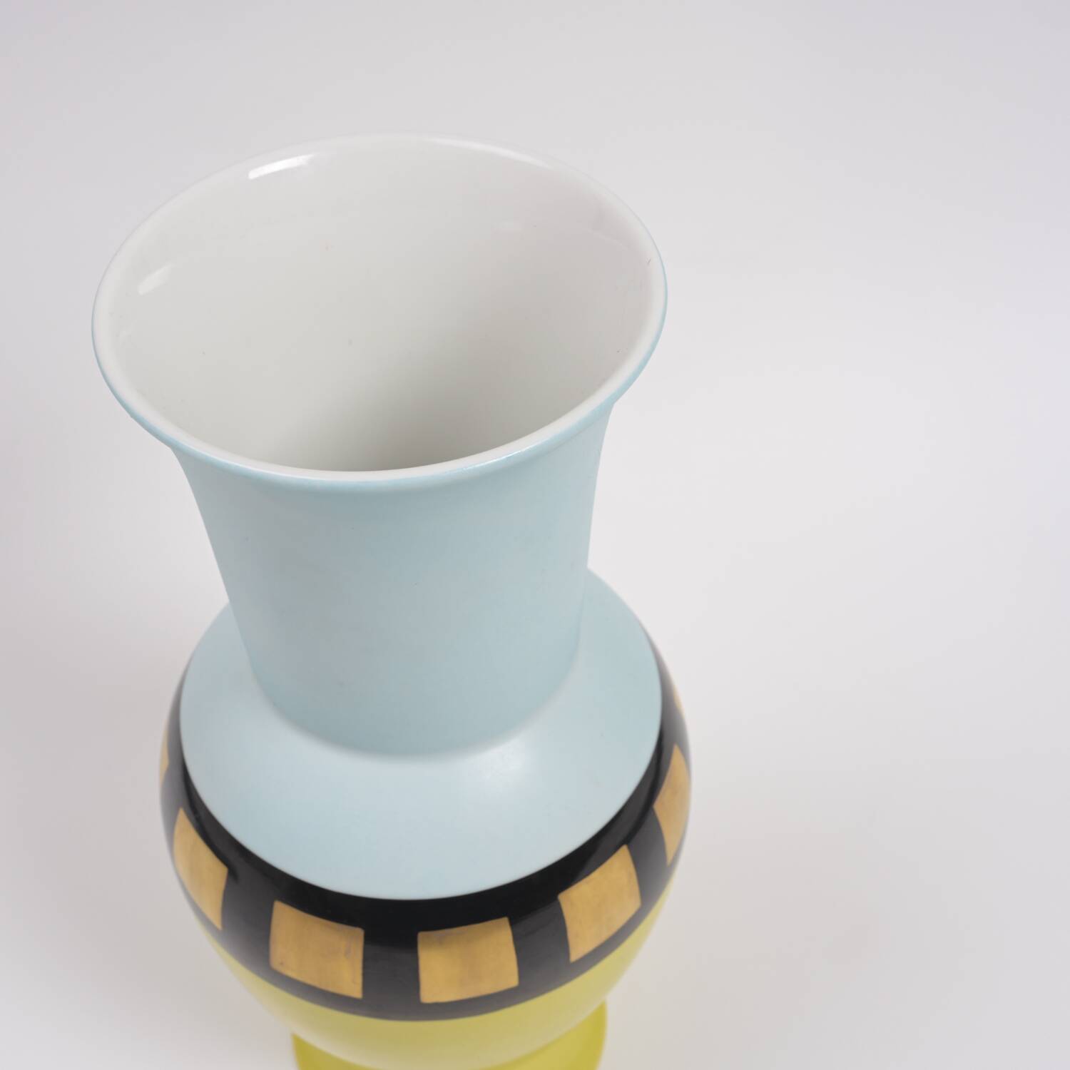 Porcelain Vase - Frédéric de Luca - Ed. Waiting for the Barbarians