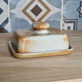 Butter dish in Marais sandstone