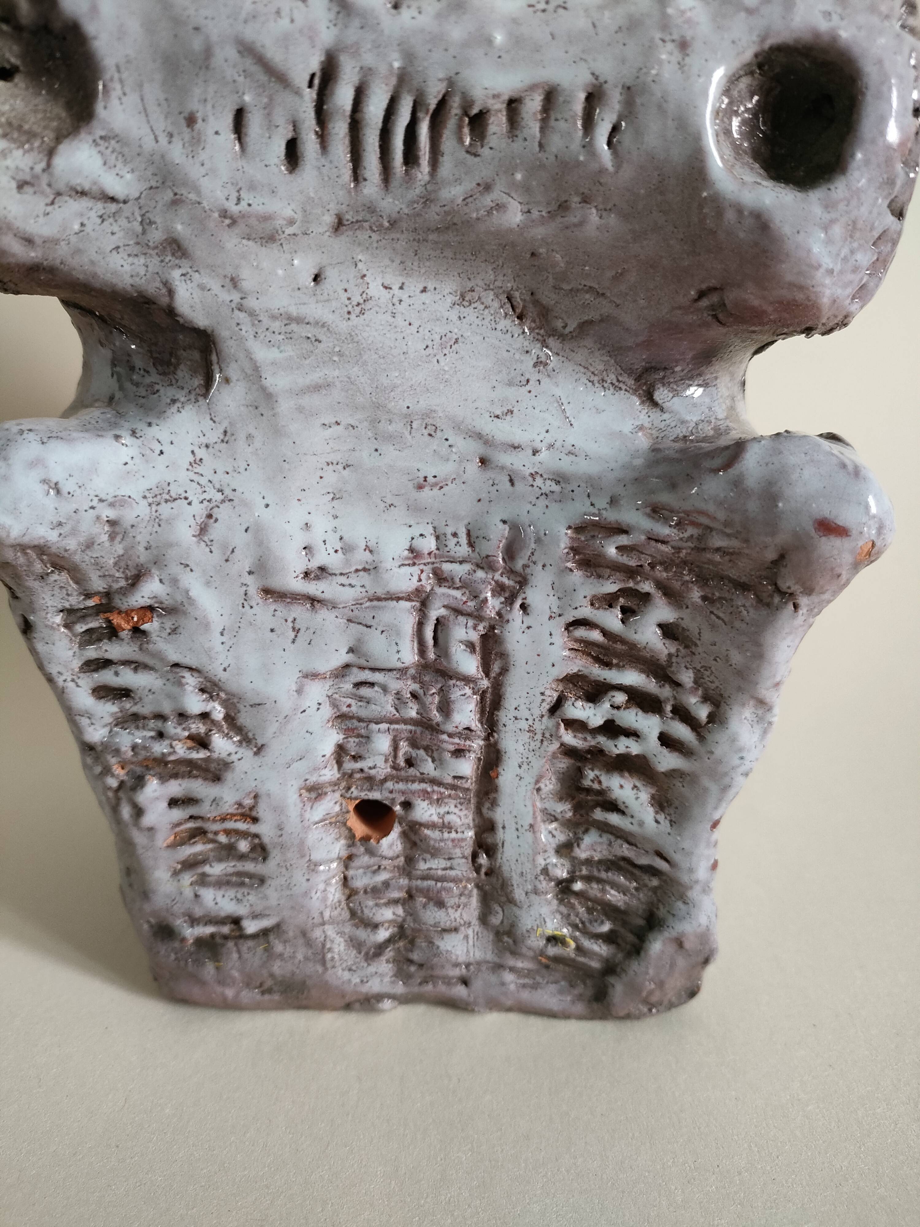 Sculpture vase