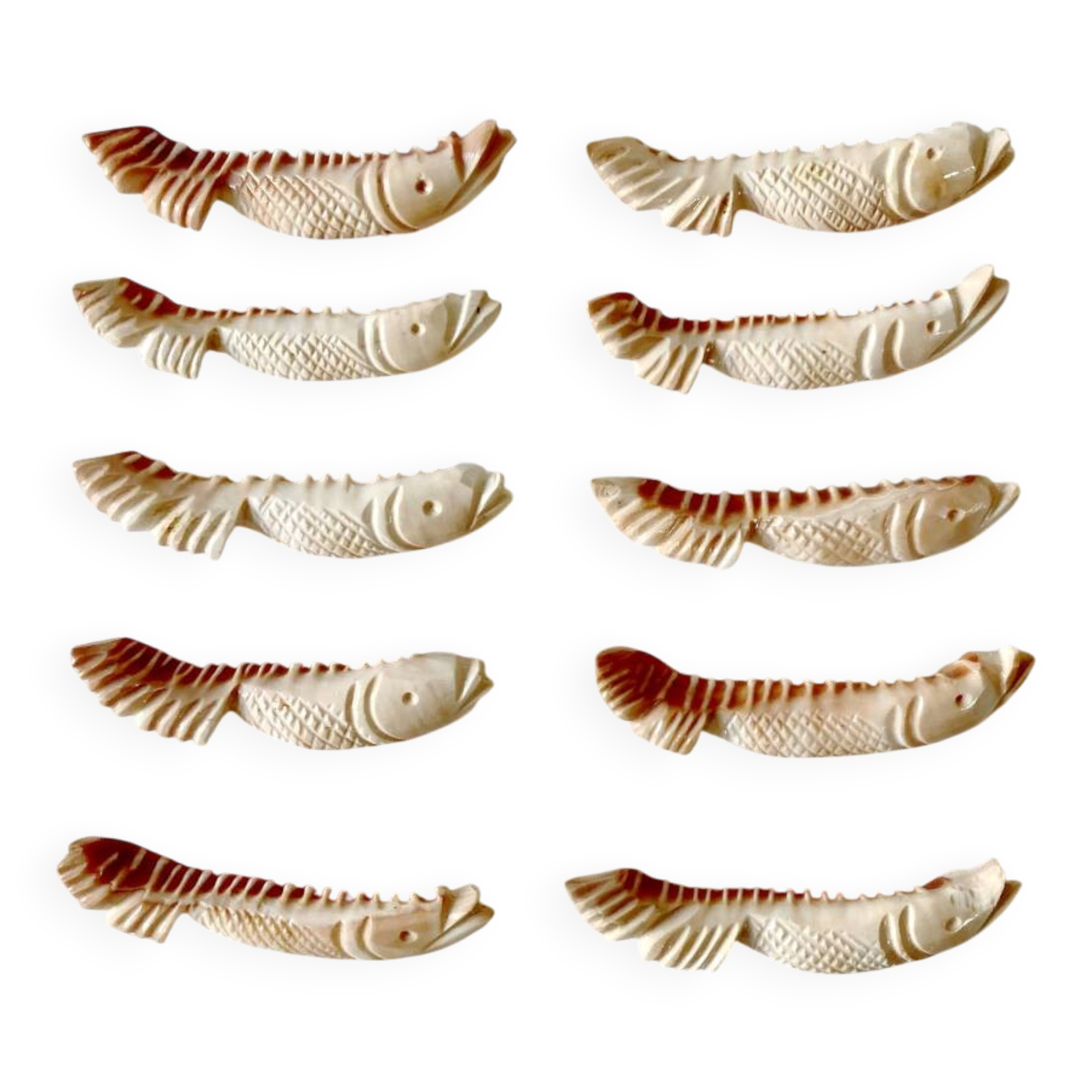 10 fish-shaped knife holders