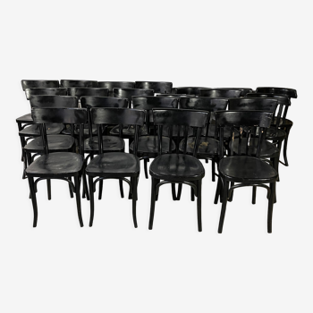 Lot de 22 chaises bistrot