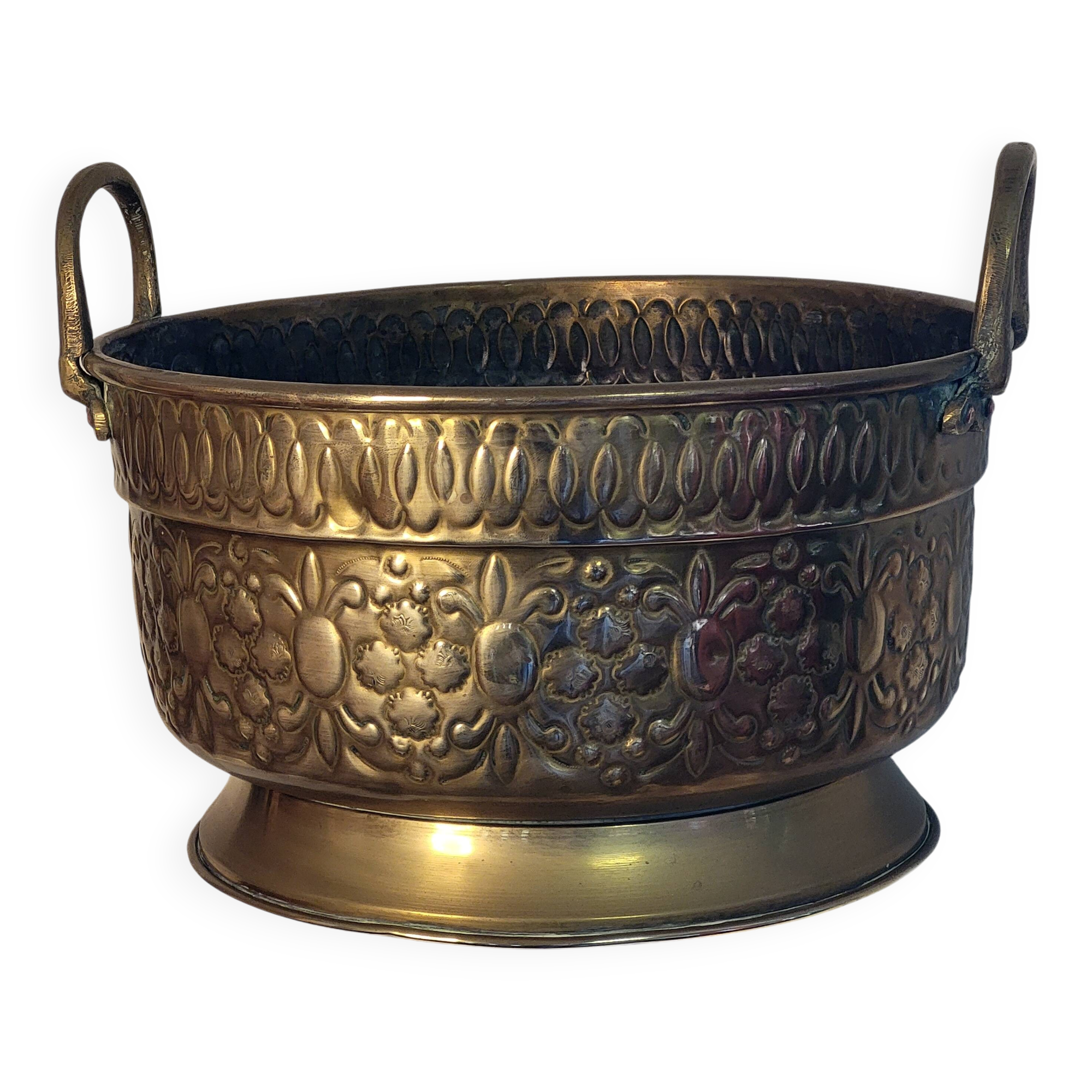 Brass cache pot