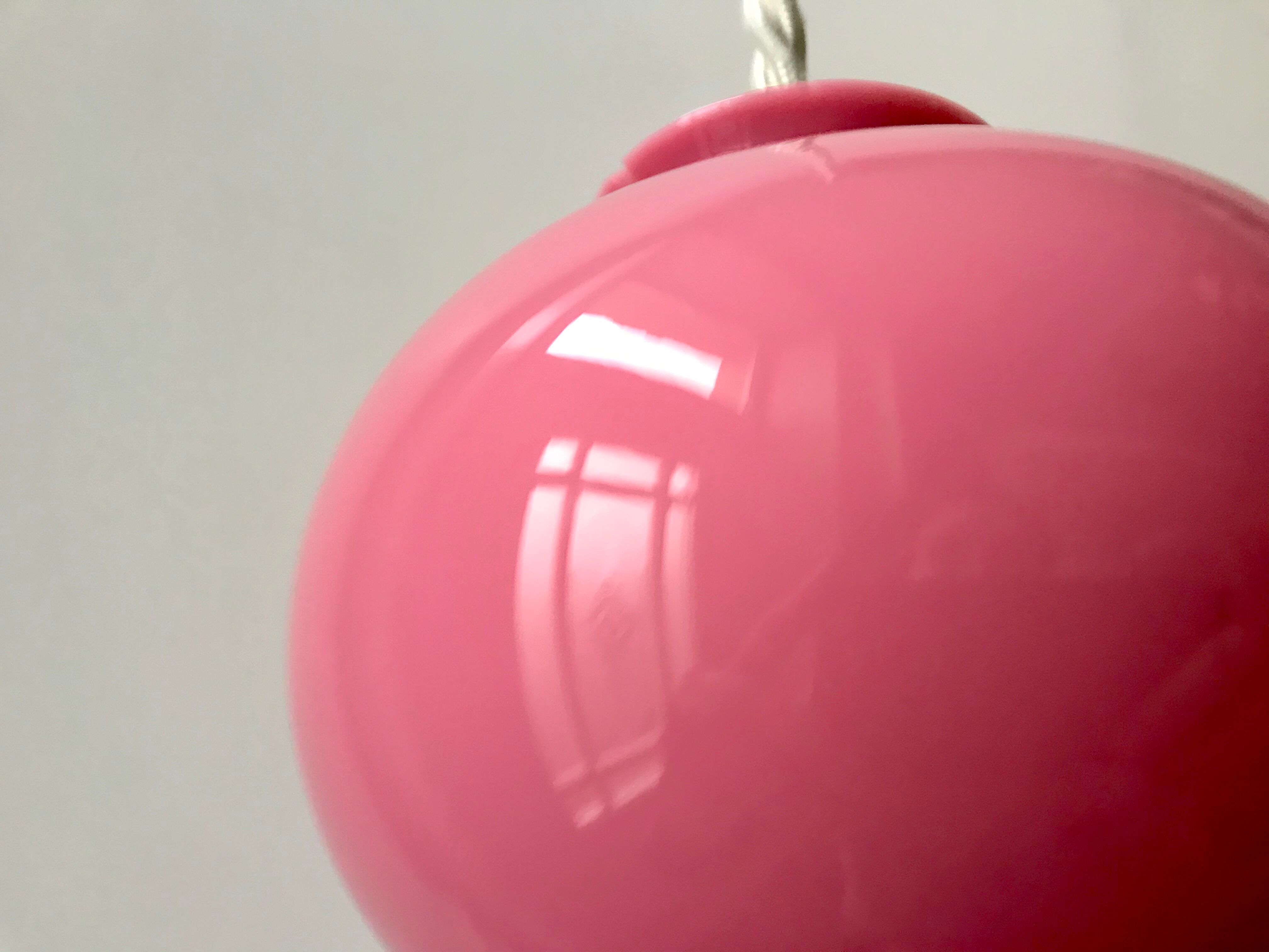 Suspension ball in opaline pink candy 50s