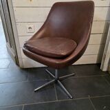 Swivel armchair with chrome metal legs from the 70s