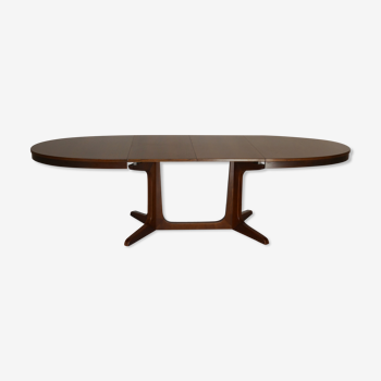 Scandinavian style oval table in central foot with extensions