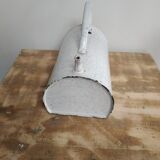 Fountain vintage metal enamelled