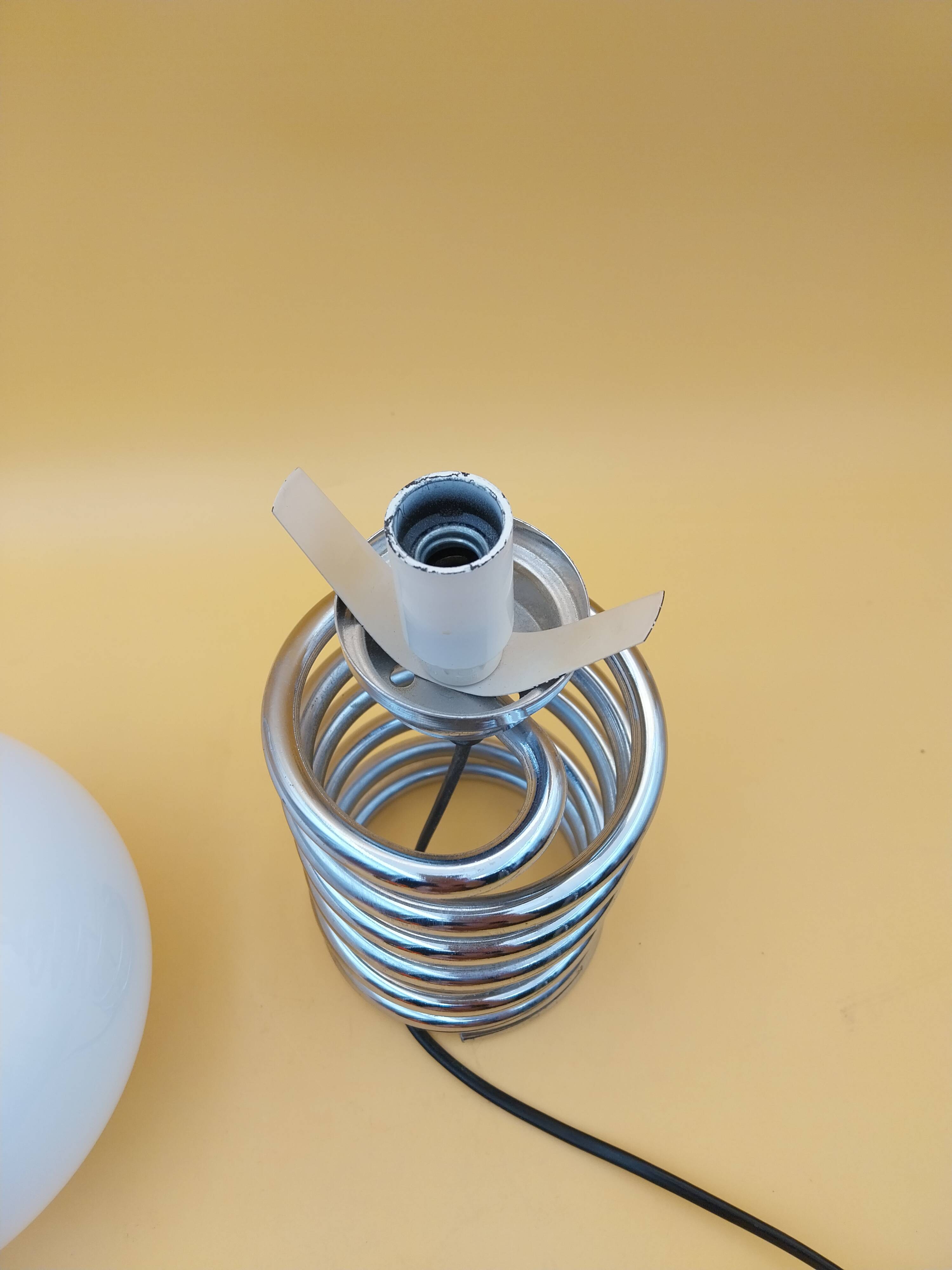 Ingo Maurer spring lamp