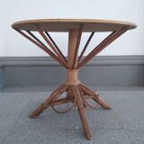 decorative round table with wicker and rattan