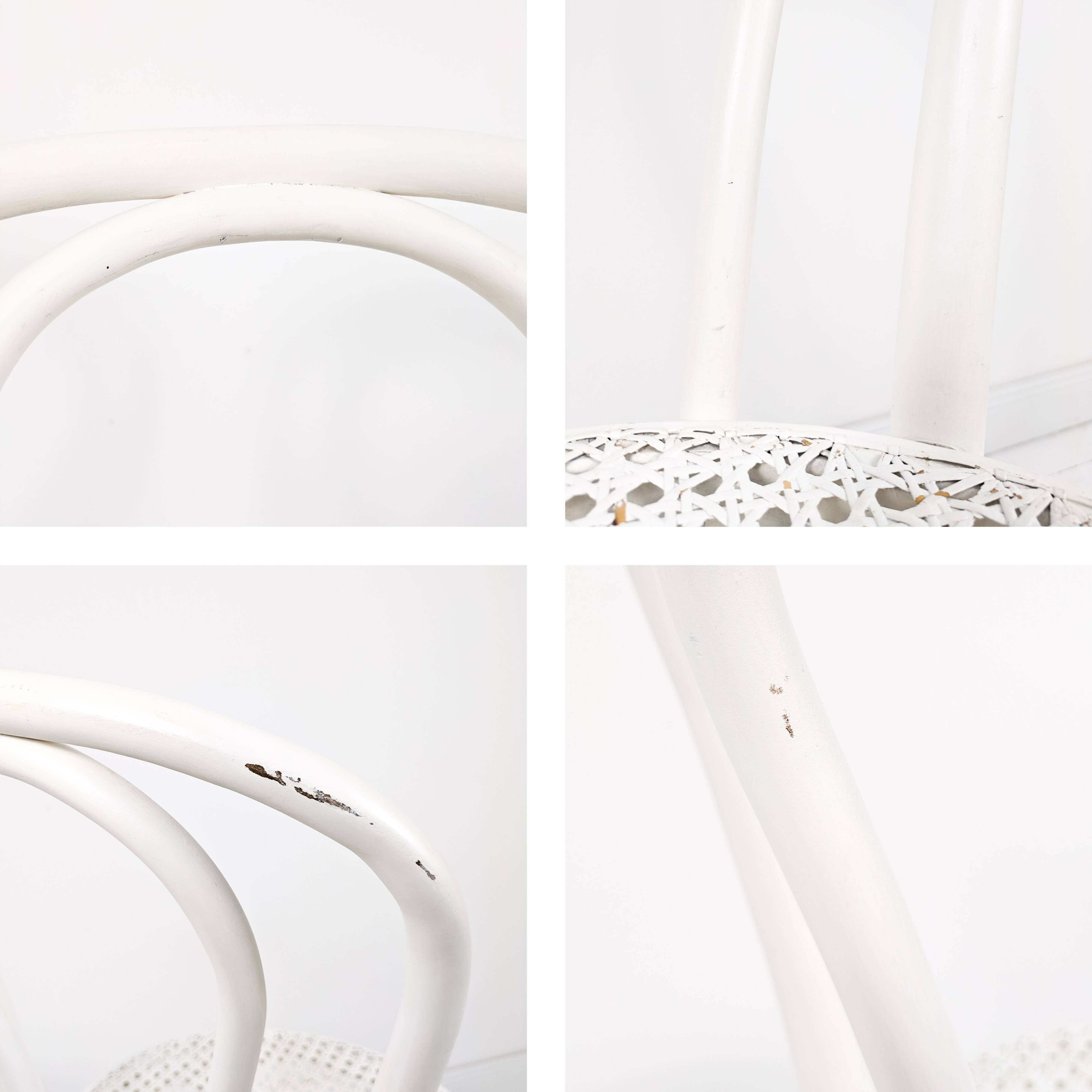 Paire de chaises bistrot vintage bois courbé, style café viennois classique