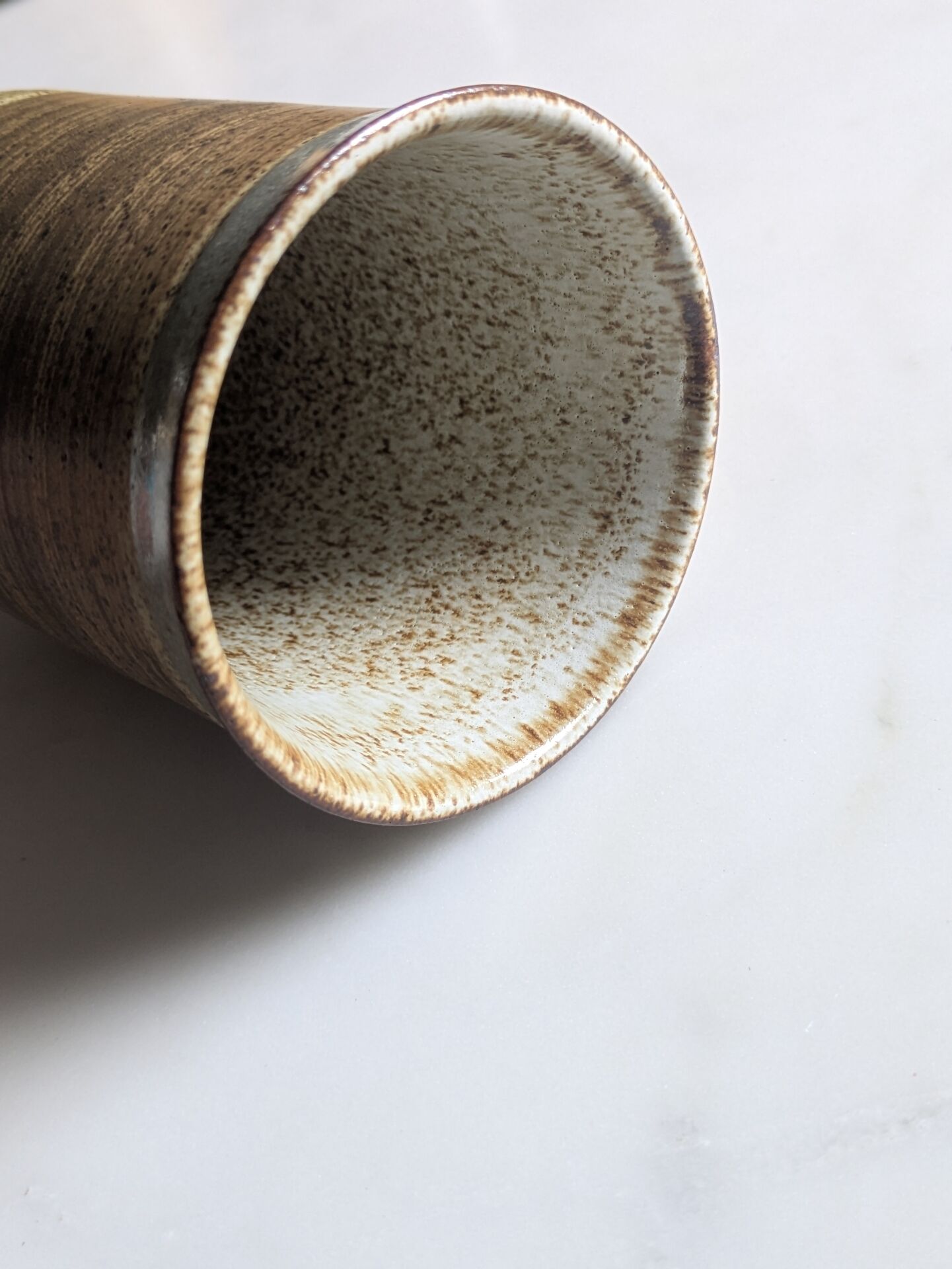 Set of brutalist mugs ''Buchan ceramics Scotland'' from the 1970s.