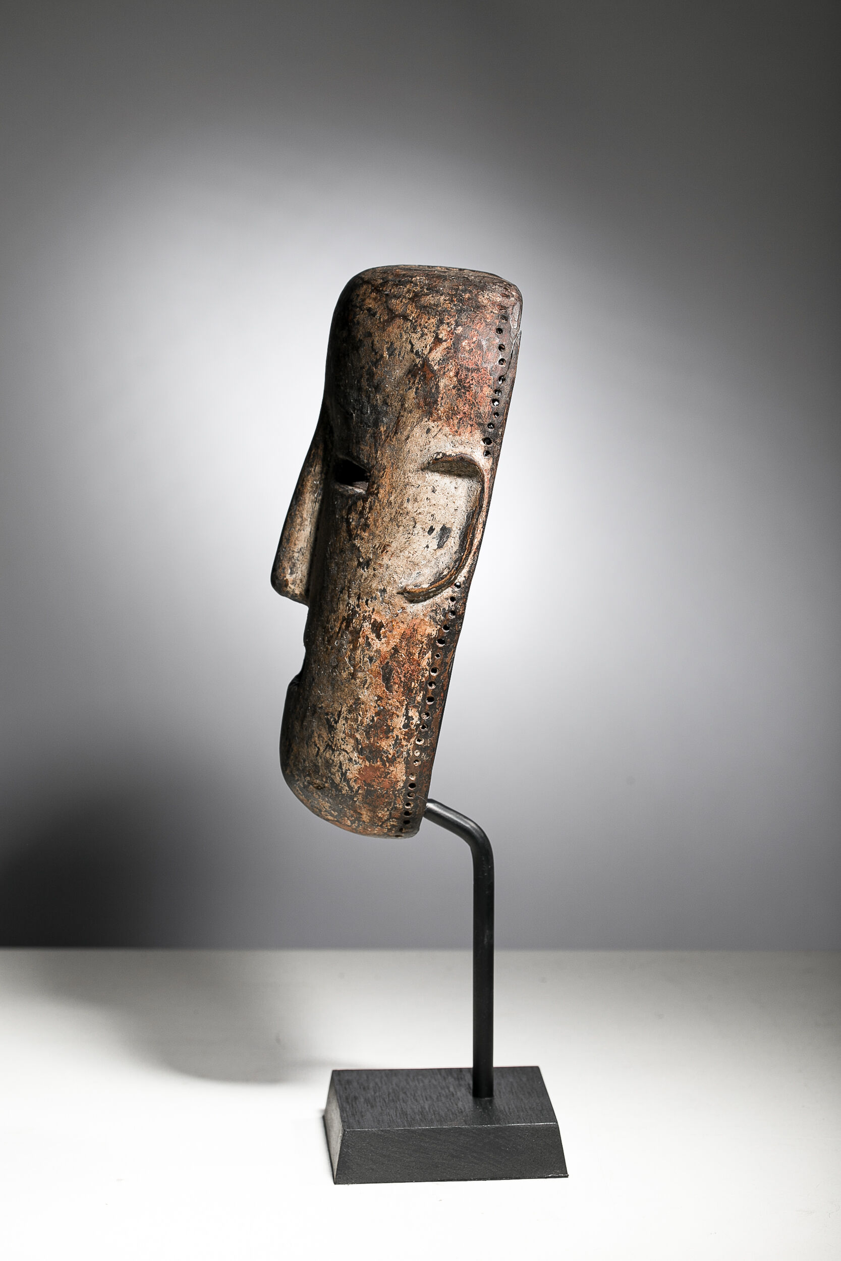 African mask Nyamwezi - Ethnic decoration of Tanzania