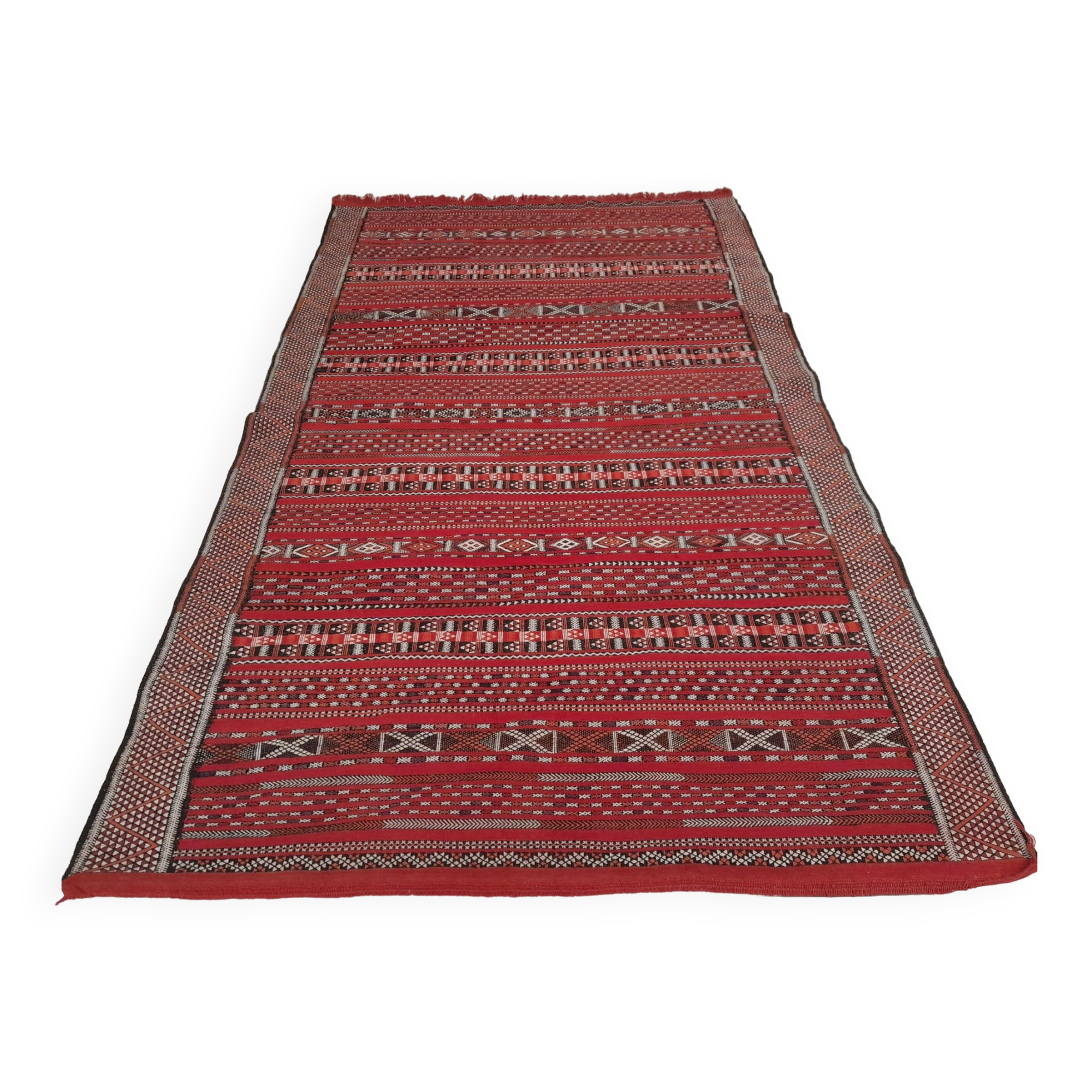 Handmade Berber Zemmour Kilim 244x155cm