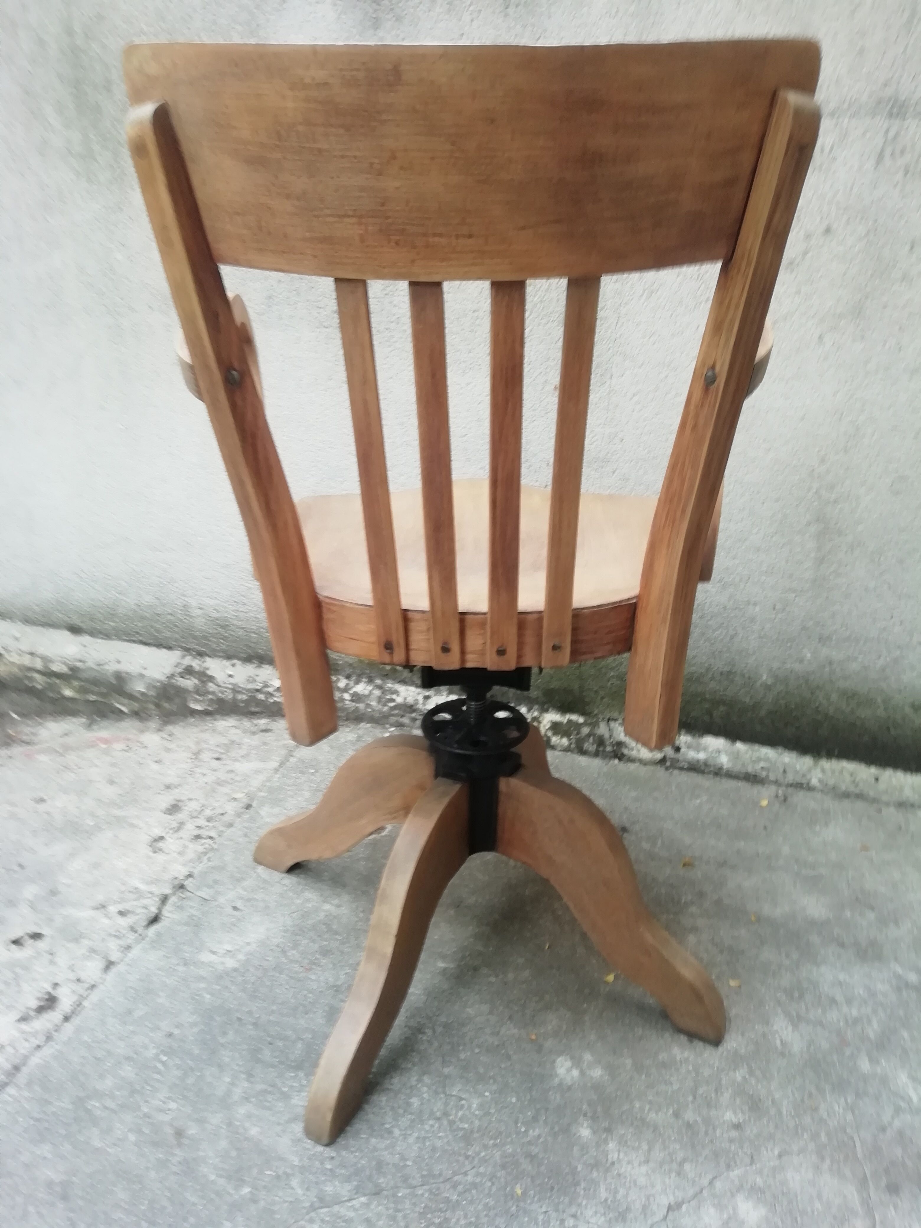 Baumann 'American' office chair