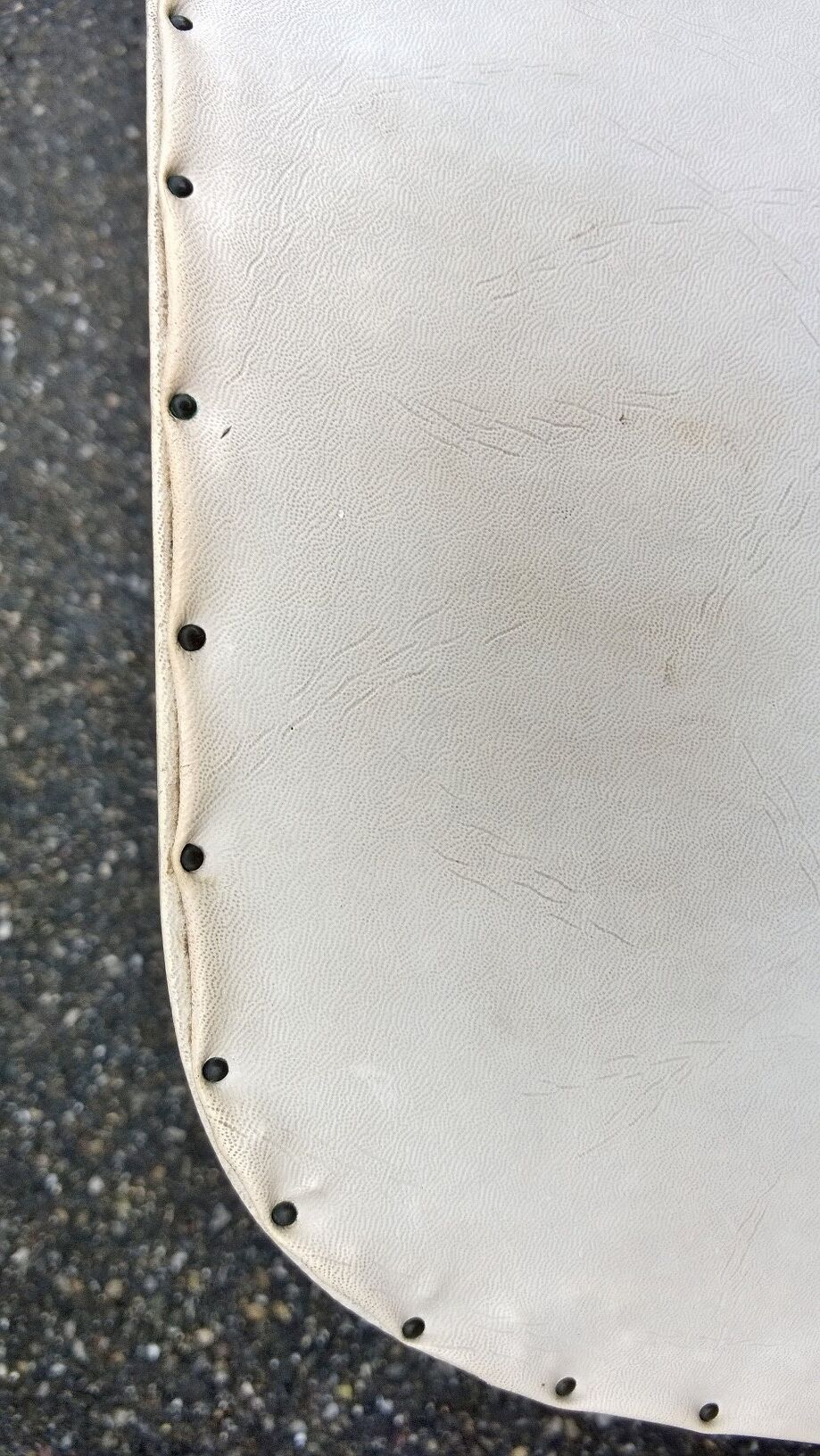 Barrel chair