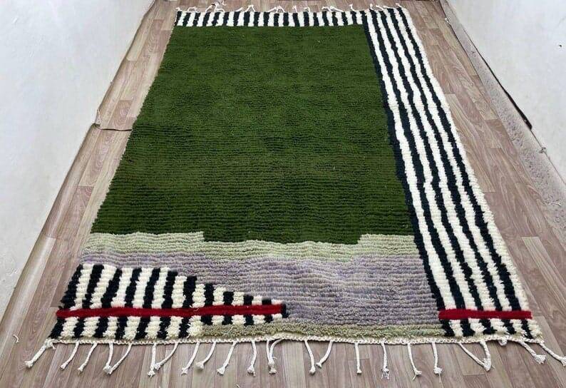 Pure wool rug with colourful patterns, size 1.5/2.6 m.