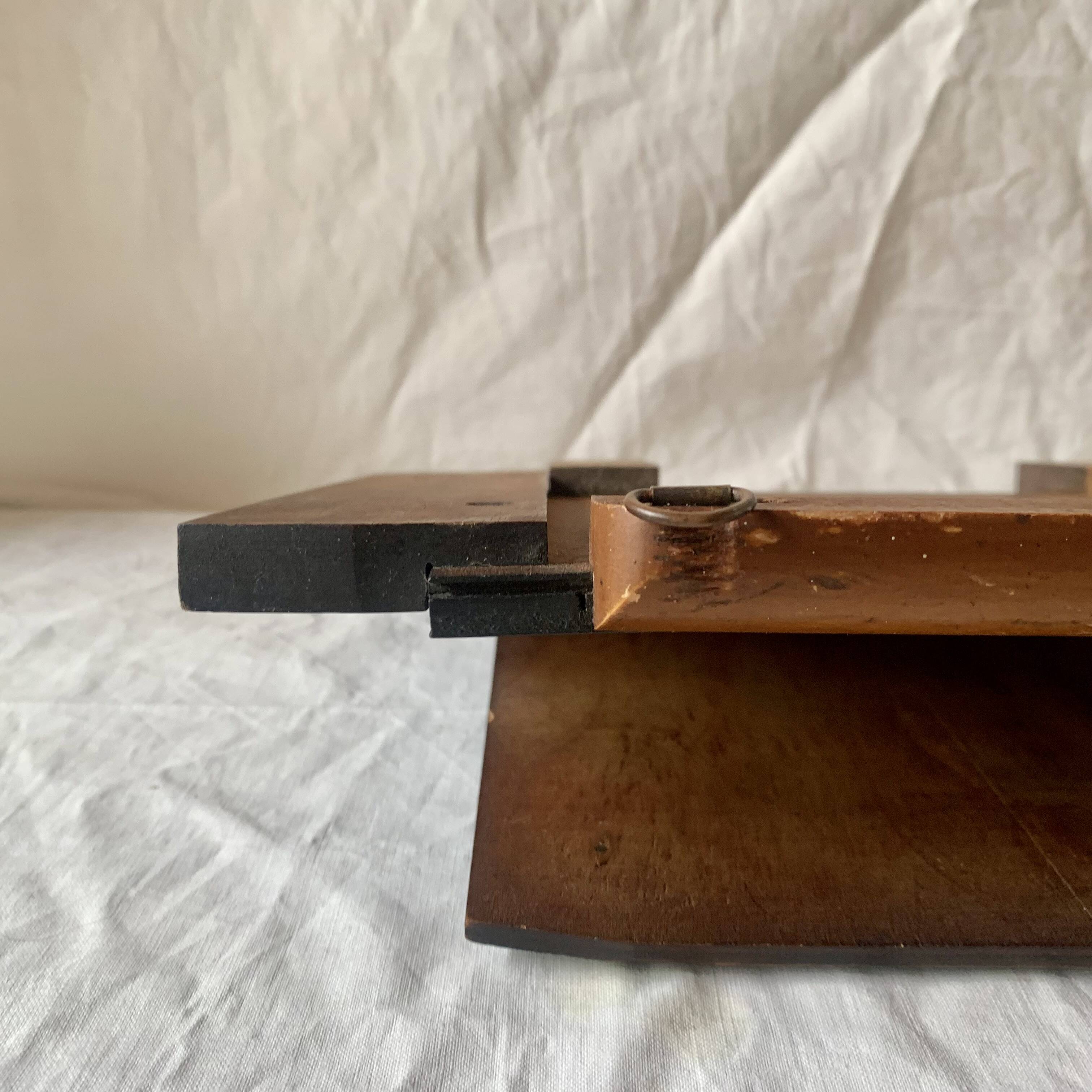 Art Deco wall mail holder in painted wood - bird decor